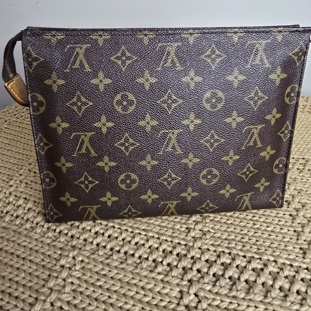 Vintage Louis Vuitton Toiletry 26 Pouch